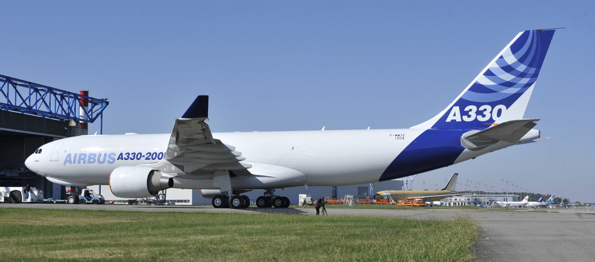 Fiche technique de l'avion cargo Airbus A330-200F